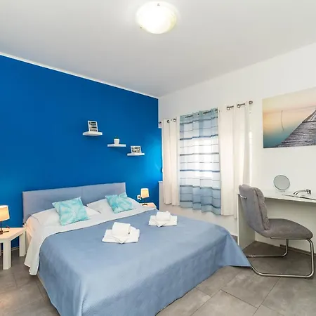 Apartment Mihaela *